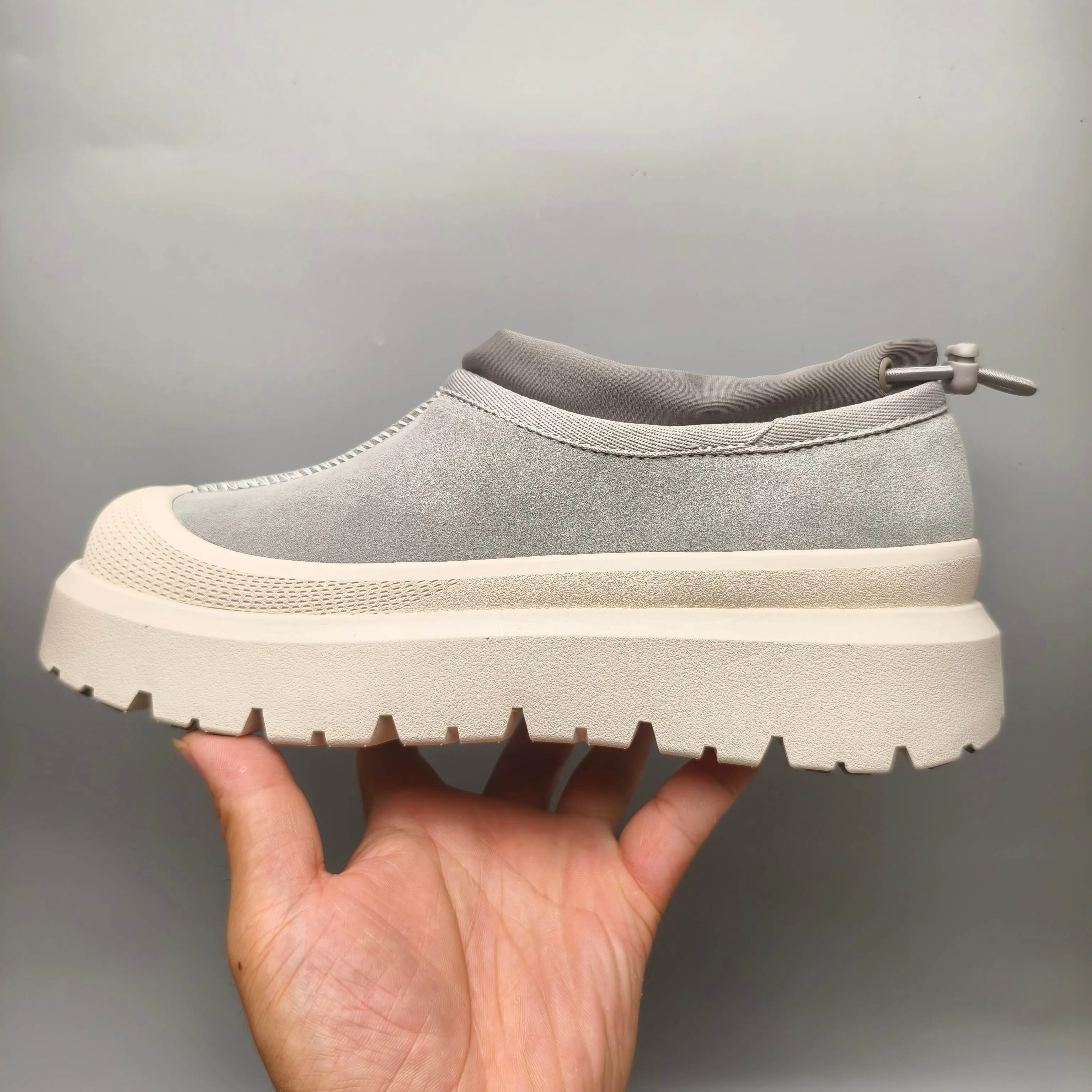 💰520 UGG sheepskin all-in-one snow boots 4096 slip-on casual trendy Wang Yibo men's and women's shoes Color: white red black blue yellow light gray dark gray green Matching sizes: 35-45